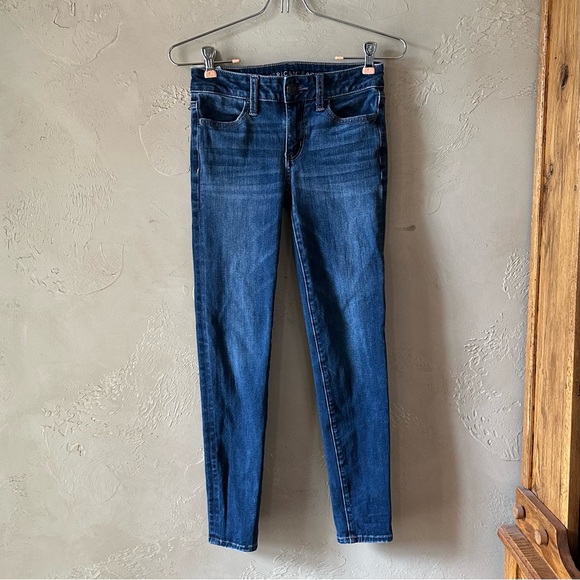 American Eagle Jeans - Picture 1 of 8